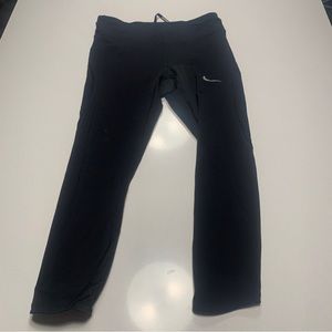 Nike Dri-Fit Cropped Leggings with Pocket Women’s Size medium